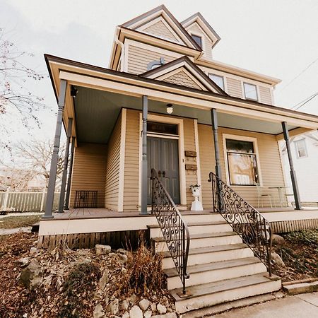 Retro Gem Box Victorian Steps From Irvine Park Apartment Saint Paul Exterior foto