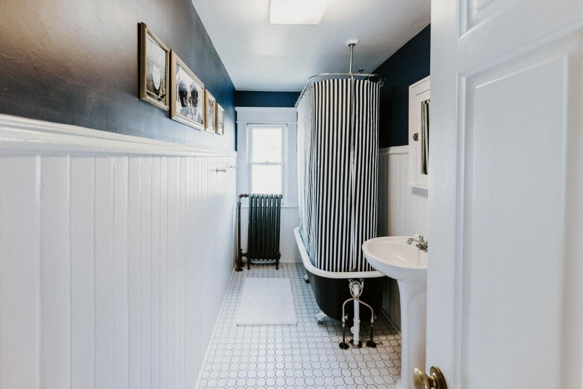 Retro Gem Box Victorian Steps From Irvine Park Apartment Saint Paul Exterior foto